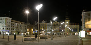 Noční snímek osvětlení Ostravského Náměstí T.G.M.